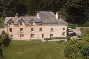 Plas yn Yale with mountain views from all windows